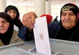 سوريون يتدفقون لسفارتهم بلبنان للمشاركة في الانتخابات الرئاسية