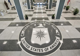 إطلاق النار على مسلح حاول اقتحام مقر الاستخبارات المركزية الأمريكية “سي آي إيه”