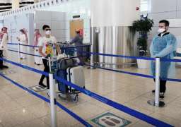 السعودية تلزم الوافدين إليها بالخضوع لحجر صحي لأسبوع
