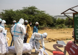 الهند تسجل حوالي 46 ألف إصابة جديدة و817 وفاة بفيروس كورونا