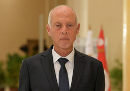 الرئيس التونسى يدعو لـ”حوار مختلف” لإخراج البلاد من أزمتها