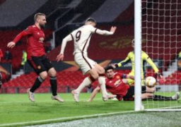 مانشستر يونايتد ضيفا ثقيلا على روما فى نصف نهائى الدورى الأوروبي