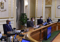 وزيرة الصحة تستعرض جهود مواجهة فيروس “كورونا” وموقف توفير اللقاحات وتطعيم المواطنين