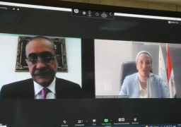 وزيرة البيئة ومحافظ الاسماعيلية يبحثان تنفيذ إدارة المخلفات الصلبة