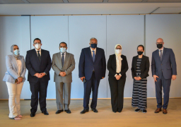 وزيرة الصحة: مصر تنتج 8 أصناف من أدوية الإيدز