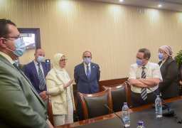 وزيرة الصحة تؤكد على التوزيع العادل لأطباء الزمالة المصرية بالمستشفيات