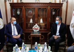وزير السياحة والآثار يلتقي بسفير المملكة الأردنية الهاشمية بالقاهرة