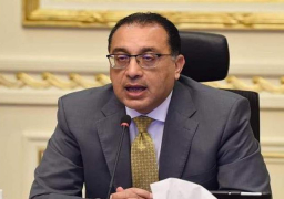 رئيس الوزراء يستعرض مشروعات التعاون المشتركة بين مصر وفرنسا