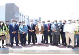 بالصور .. وزيرة الصحة: نستهدف إنتاج 3 ملايين جرعة لقاح لكورونا يوميا بمصنع “فاكسيرا” بأكتوبر