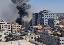 الاحتلال الإسرائيلي يقصف موقعًا غرب خان يونس وآخر جنوب غزة