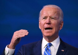 الرئيس الأمريكى يلغى مرسوما بحظر تطبيقى “تيك توك” و”وى تشات” الصينيين