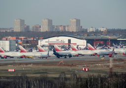 روسيا تستأنف حركة الطيران مع 8 دول