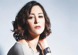 منة شلبى تستكمل “الجريمة” مع أحمد عز نهاية الأسبوع الجارى