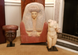 مصر تنجح في استرداد ثلاث قطع أثرية خرجت من البلاد بطريقة غير شرعية