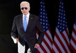 بايدن يمدد العقوبات المفروضة على الصين بسبب هونج كونج