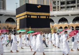 قائد أمن الحج والعمرة: تفويج حجاج بيت الله الحرام لأداء طواف الإفاضة يسير وفقًا للخطط المعتمدة