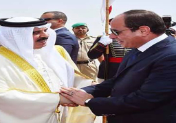 الرئيس السيسي يجري اتصالا هاتفيا بالعاهل البحريني للتهنئة بعيد الاضحى