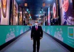 الرئيس يصل استاد القاهرة لحضور المؤتمر الاول لـ”حياة كريمة”