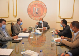 “شعراوى” يتابع منظومة المخلفات بالقاهرة مع شركتى ” ارتقاء و انفيروماست