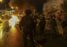 إصابة 51 فلسطينيا في مواجهات مع الجيش الإسرائيلي جنوب نابلس