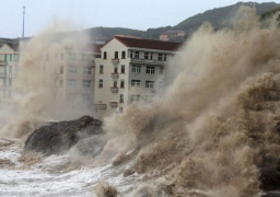 بعد الفيضانات المدمرة.. إعصار شديد في طريقه للصين