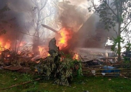 الجيش الفلبينى: إنقاذ 40 شخصا من الطائرة الفلبينية المنكوبة