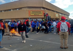 27 قتيلًا في احتجاجات مناهضة للنظام الملكي في إسواتيني