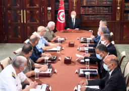 الرئيس التونسي يرأس اجتماعا لأعضاء المجلس الأعلى للقوات المسلحة