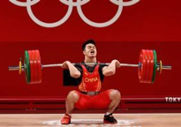 الصيني تشيونج يحصد ذهبية رفع الأثقال في أولمبياد طوكيو