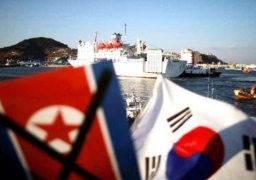 الكوريتان تعيدان فتح قنوات الاتصال بينهما