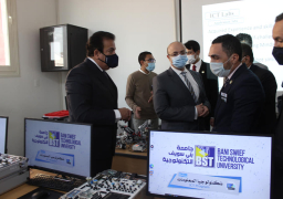 عبد الغفار يستعرض تقريرًا حول أنشطة جامعة بني سويف التكنولوجية