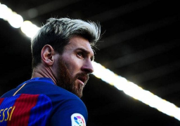 صحيفة “إكسبريس”: سان جيرمان يتراجع عن سعيه لضم ميسي