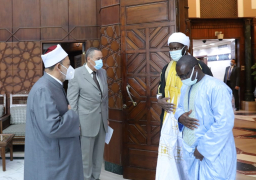 الإمام الأكبر:مستعدون لإنشاء معاهد أزهرية لنشر منهجنا الوسطي بالسنغال