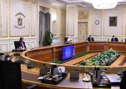 تنسيق الجهود ووضع الضوابط لتنفيذ توجيهات الرئيس لتطعيم العاملين في قطاع التعليم