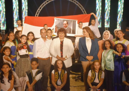 وزيرة الثقافة ومحافظ دمياط مع 5000 مشاهد فى صيف بلدنا برأس البر