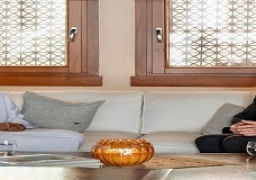 العاهل الأردني يبحث مع مستشار الأمن الوطني الإماراتي علاقات التعاون