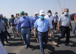 وزيرالنقل يتابع تنفيذ التطوير الشامل للطريق الدائري حول القاهرة الكبرى