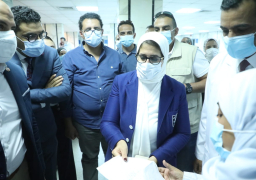 وزيرة الصحة: 800 ألف خدمة طبية للمنتفعين بالتأمين الصحي الشامل بالاقصر