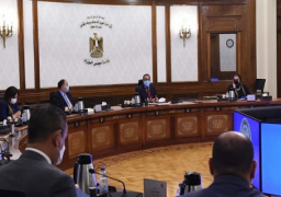 بالصور.. رئيس الوزراء يتابع الموقف التنفيذي للمبادرة الرئاسية لإحلال المركبات المتقادمة للعمل بالغاز الطبيعي