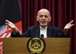 الرئيس الأفغاني يزور مزار الشريف لرفع معنويات قواته.. وطالبان تتقدّم