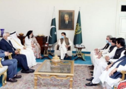 العسومى ويبحث مع رئيس وزراء باكستان القضية الفلسطينية