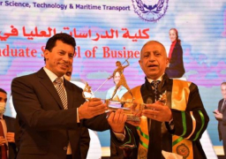 صبحي يشهد تكريم الأكاديمية العربية لأبنائها الحاصلين على ميداليات