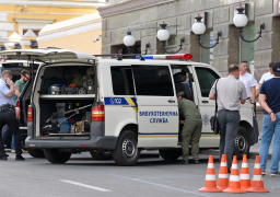 قوات الأمن الأوكرانية تعتقل رجلا هدد بتفجير قنبلة داخل مقر الحكومة