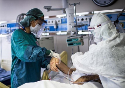 الإمارات تسجل 833 إصابة جديدة بكورونا و3 حالات وفاة