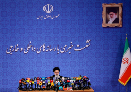 بدء مراسم تنصيب الرئيس الإيراني المنتخب رئيسي بحضور خامنئي