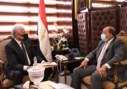 وزير التنمية المحلية يتابع مع محافظ جنوب سيناء المشروعات الخدمية والتنموية لخدمة المواطنين