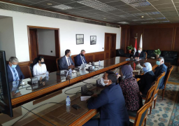 وزير الموارد المائية والرى يبحث موقف تنفيذ برنامج التعاون مع الحكومة الهولندية