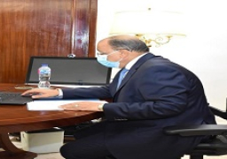 وزير التنمية المحلية يعقد اجتماعاً مع رئيس اتحاد مجالس ومدن الكاميرون