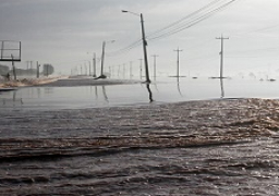 بايدن يعلن حالة الطوارىء في نيويورك ونيوجيرسي بسبب إعصار إيدا المدمر