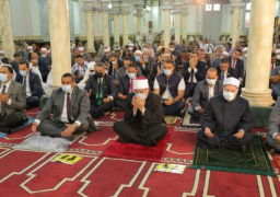 وزير الأوقاف ومحافظ البحيرة ومفتى الجمهورية يؤدون صلاة الجمعة بدمنهور